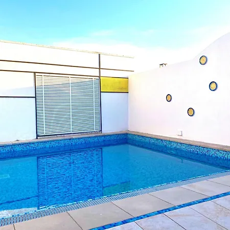 Casa Mondrian - Comfort E Design Con Piscina Privata * Tiggiano