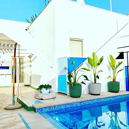 Casa Mondrian - Comfort E Design Con Piscina Privata Ferienhaus *