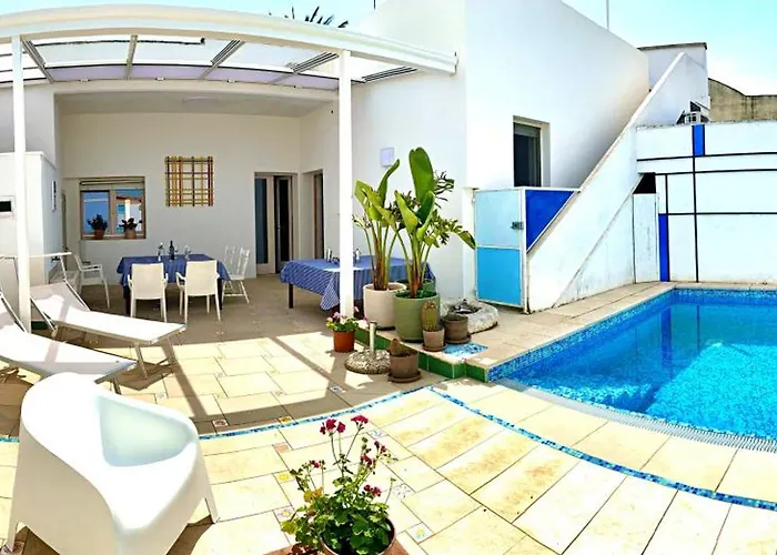 Casa Mondrian - Comfort E Design Con Piscina Privata Feriehus