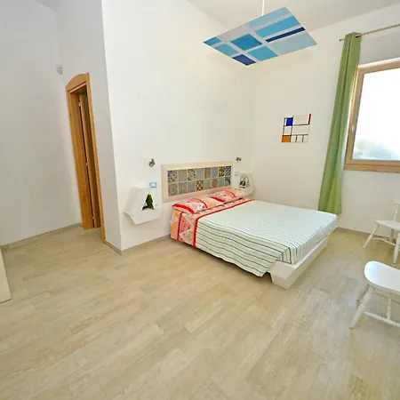 Casa Mondrian - Comfort E Design Con Piscina Privata Tiggiano