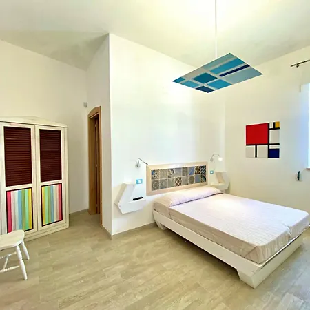 Holiday home Casa Mondrian - Comfort E Design Con Piscina Privata Tiggiano