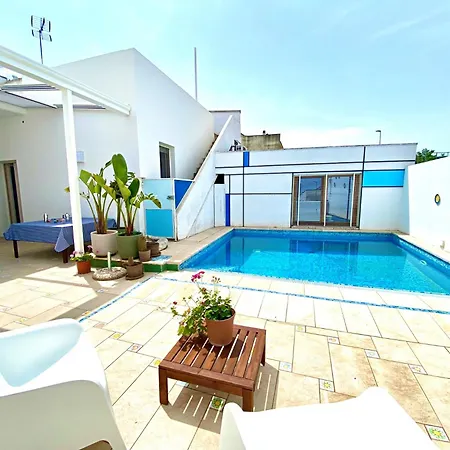 Casa Mondrian - Comfort E Design Con Piscina Privata Tiggiano